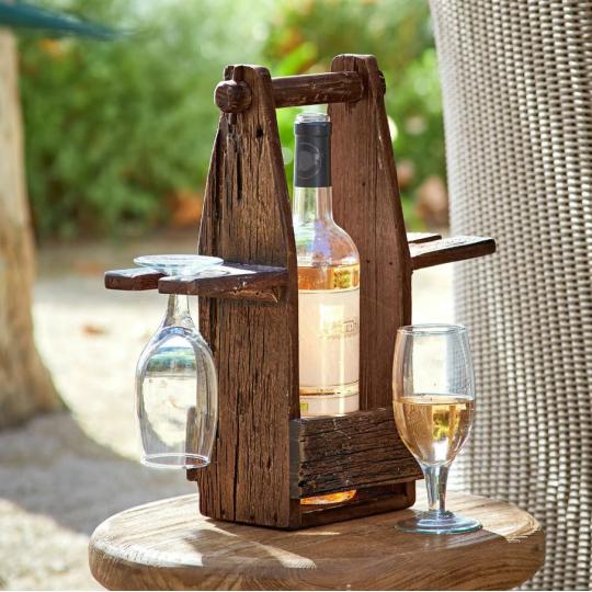 rustikalny drziak na vino dreveny stojan na vino hneda antik poharovy drziak vinaren vinna pivnica doplnok dekoracia mediteranska terasa stojan na napoje.jpg